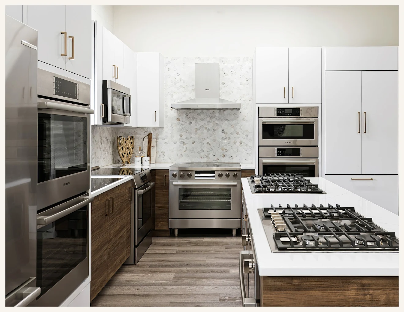 Real showroom environments with full kitchen setups